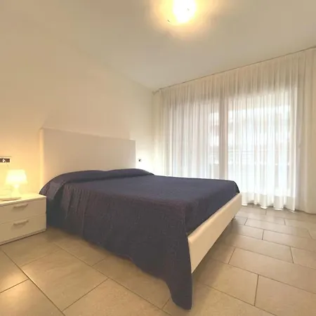 Charming Four Guests With Lagoon View * Grado