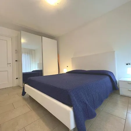 Apartament Charming Four Guests With Lagoon View Grado